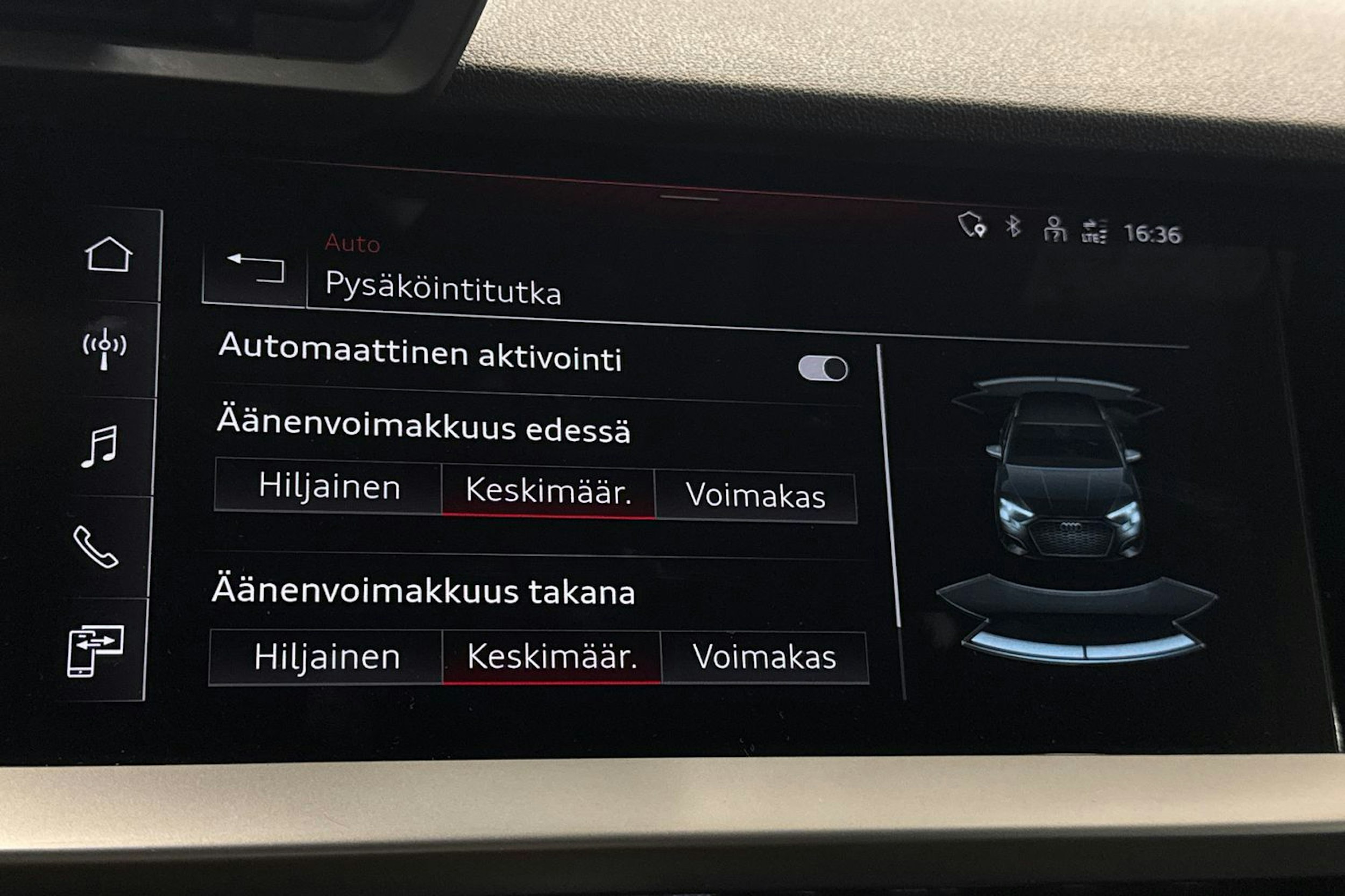 sininen Audi A3 2023 kuva 32.