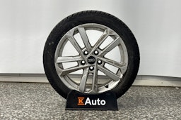 sininen Audi A3 2023 kuva 37.