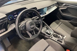 harmaa Audi A3 2023 kuva 7.