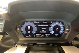 harmaa Audi A3 2023 kuva 15.