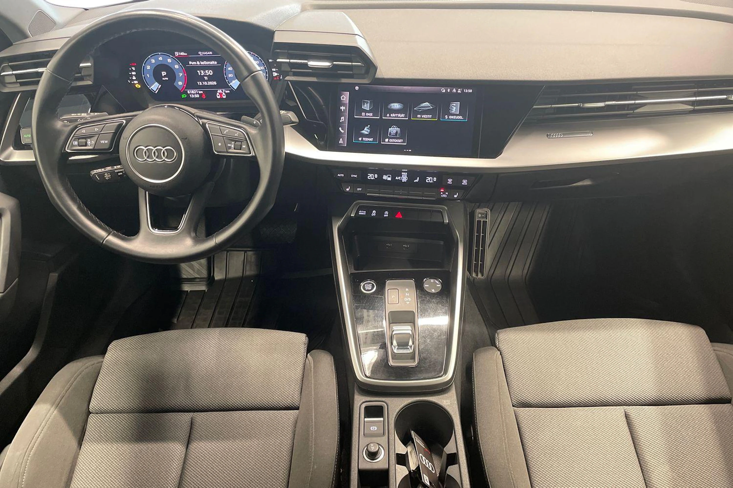 Musta Audi A3 2023 kuva 7.