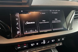 Punainen Audi A3 2023 kuva 20.