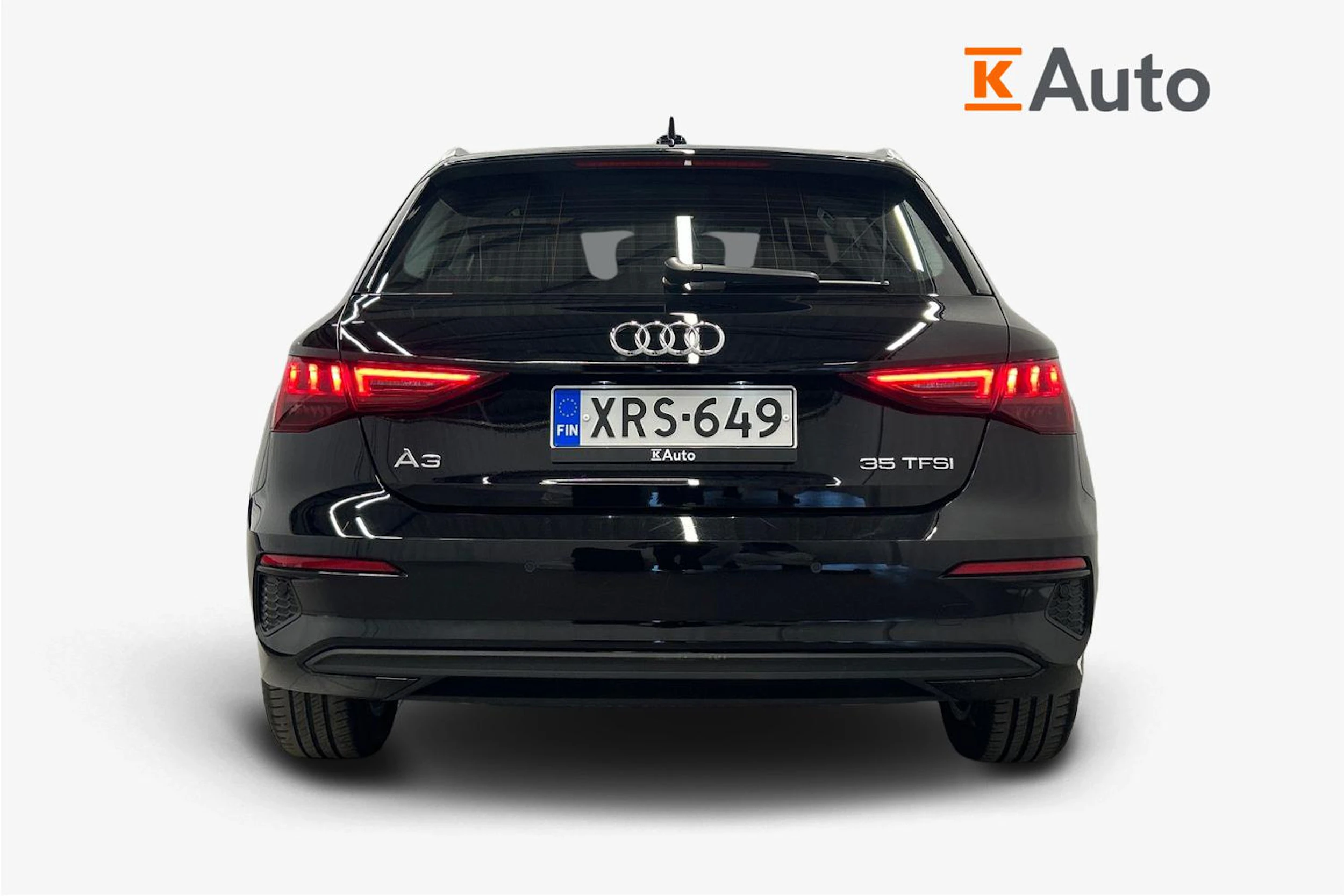 musta Audi A3 2023 kuva 4.
