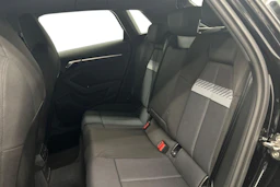 musta Audi A3 2023 kuva 11.
