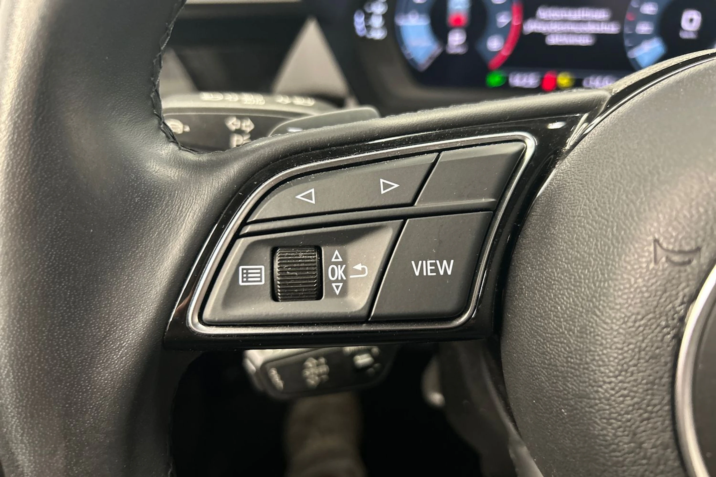 musta Audi A3 2023 kuva 21.