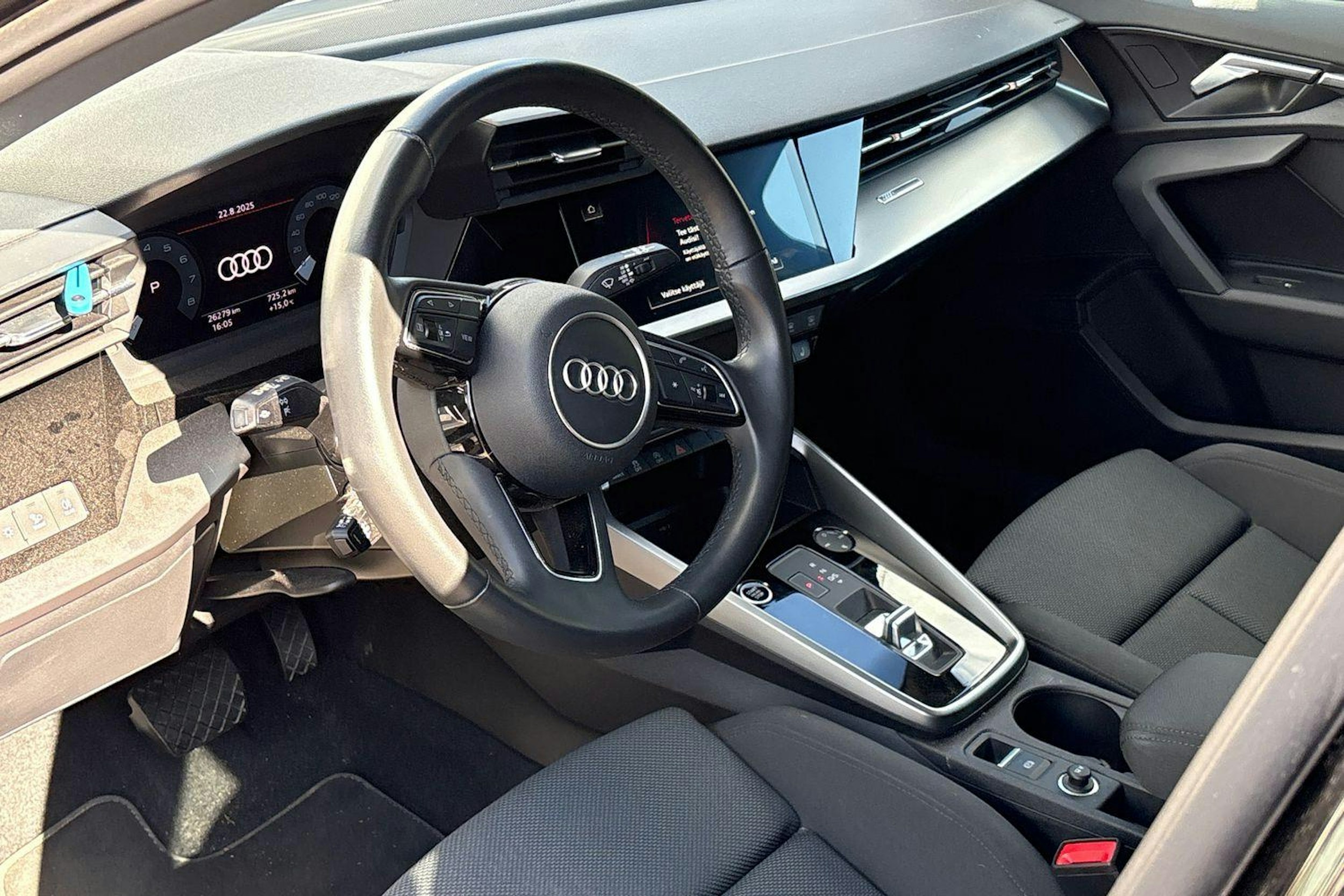 musta Audi A3 2023 kuva 3.