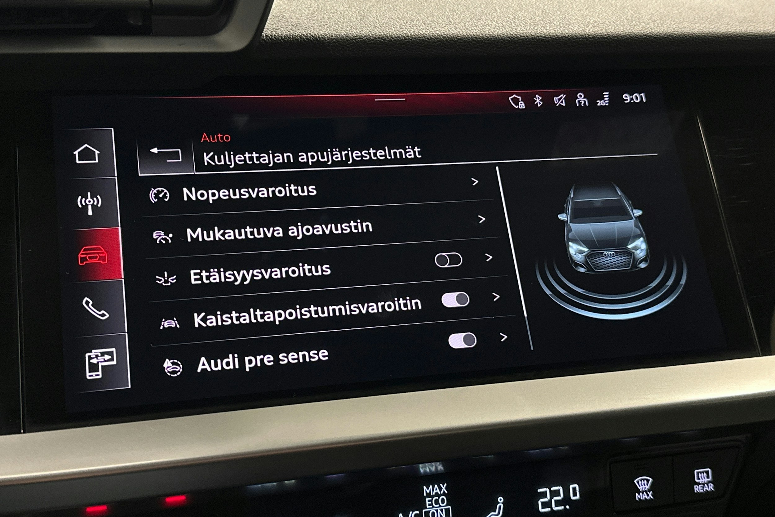 valkoinen Audi A3 2023 kuva 22.