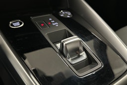 valkoinen Audi A3 2023 kuva 25.