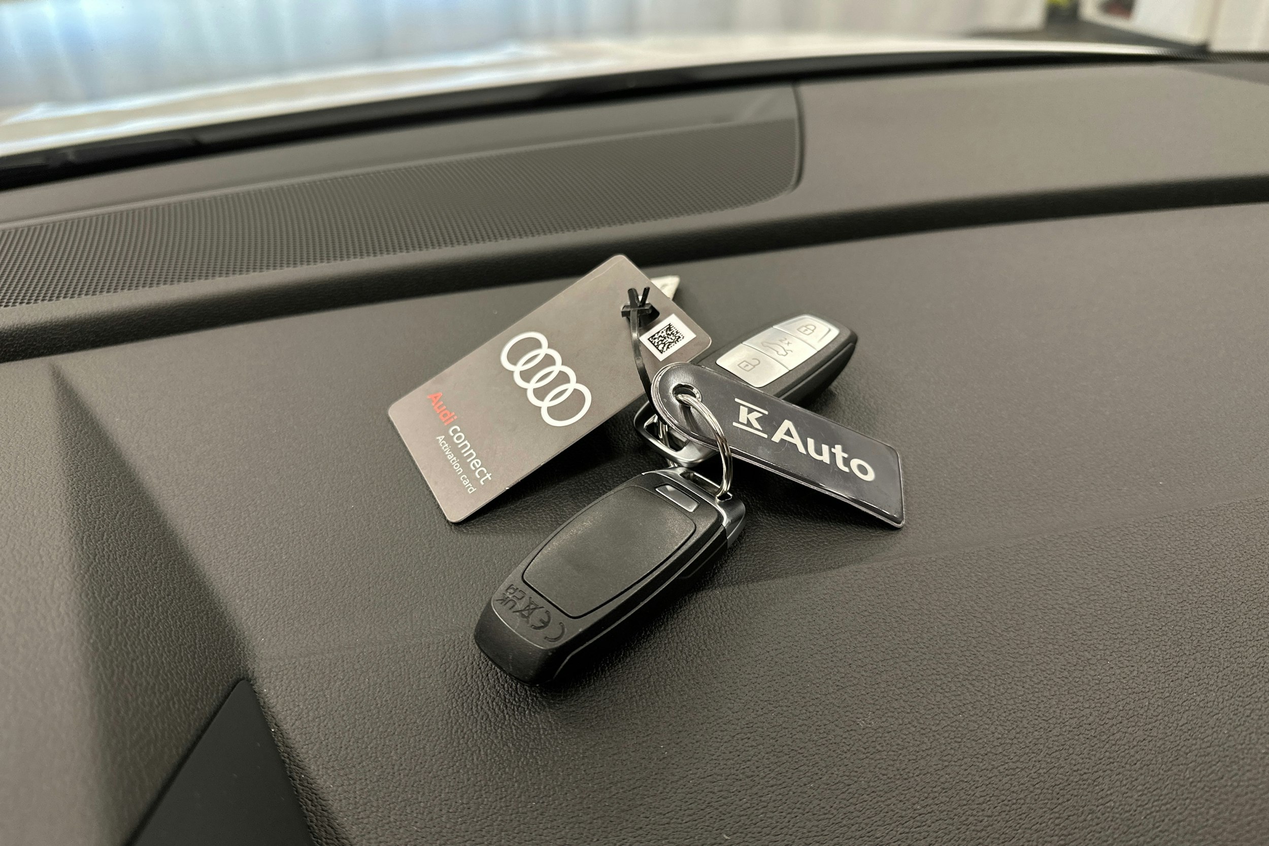 valkoinen Audi A3 2023 kuva 26.