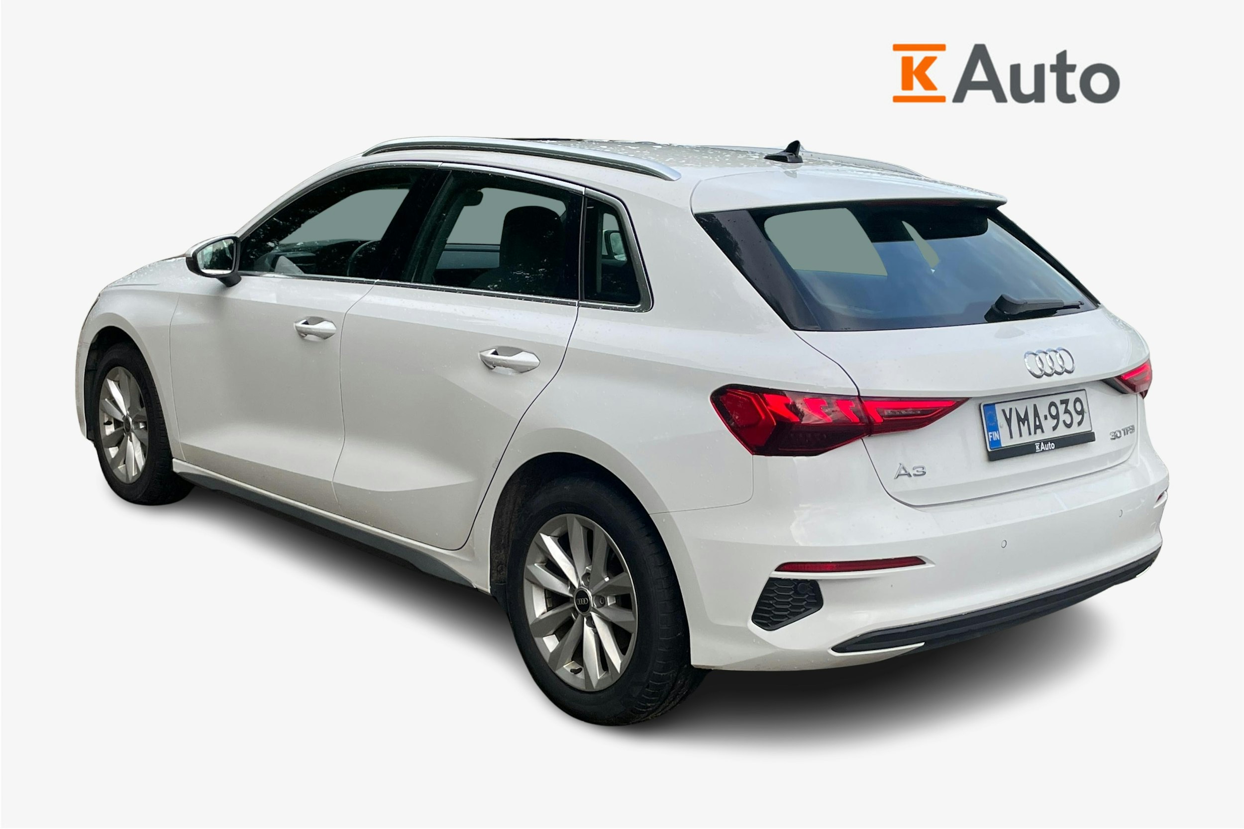 valkoinen Audi A3 2023 kuva 2.