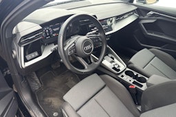 musta Audi A3 2023 kuva 3.