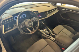 valkoinen Audi A3 2023 kuva 3.