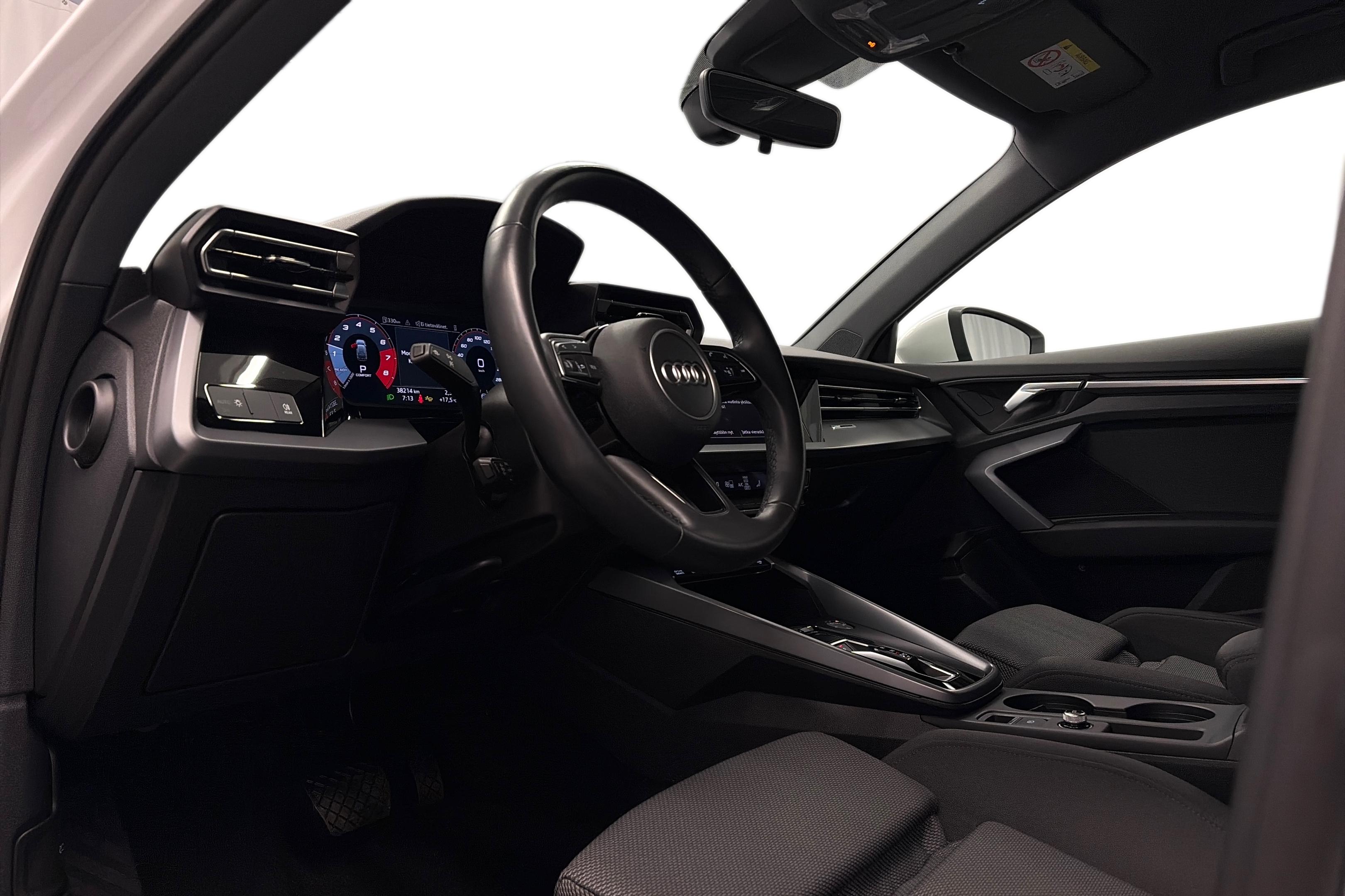 Audi A3 Sportback 35 TFSI 2025, kuva 6/30