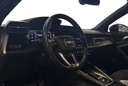 musta Audi A3 2024 kuva 3.