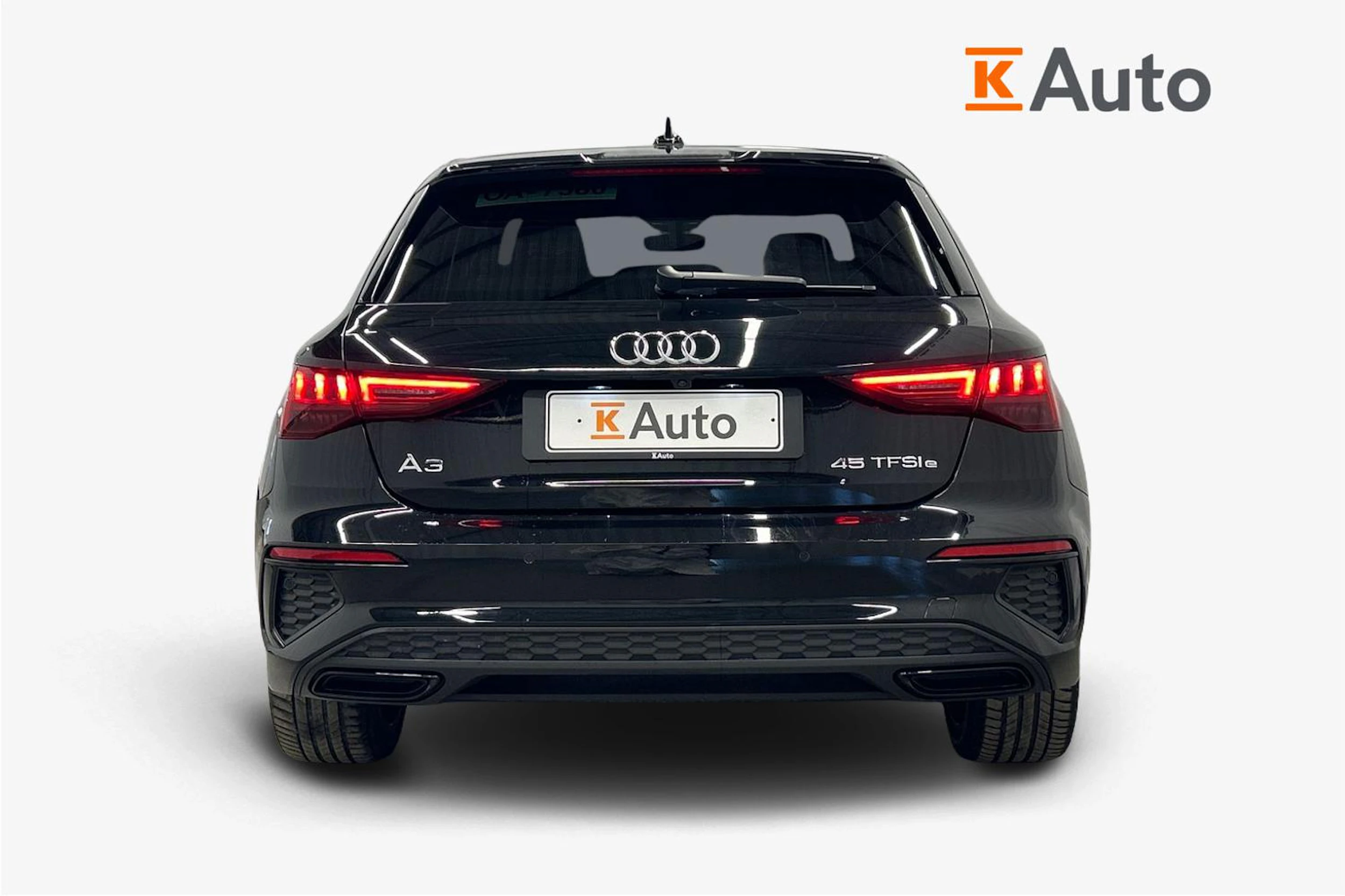 musta Audi A3 2024 kuva 4.