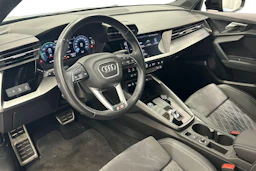 musta Audi A3 2024 kuva 8.
