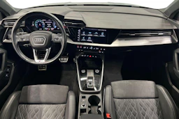 musta Audi A3 2024 kuva 9.