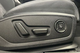 musta Audi A3 2024 kuva 16.
