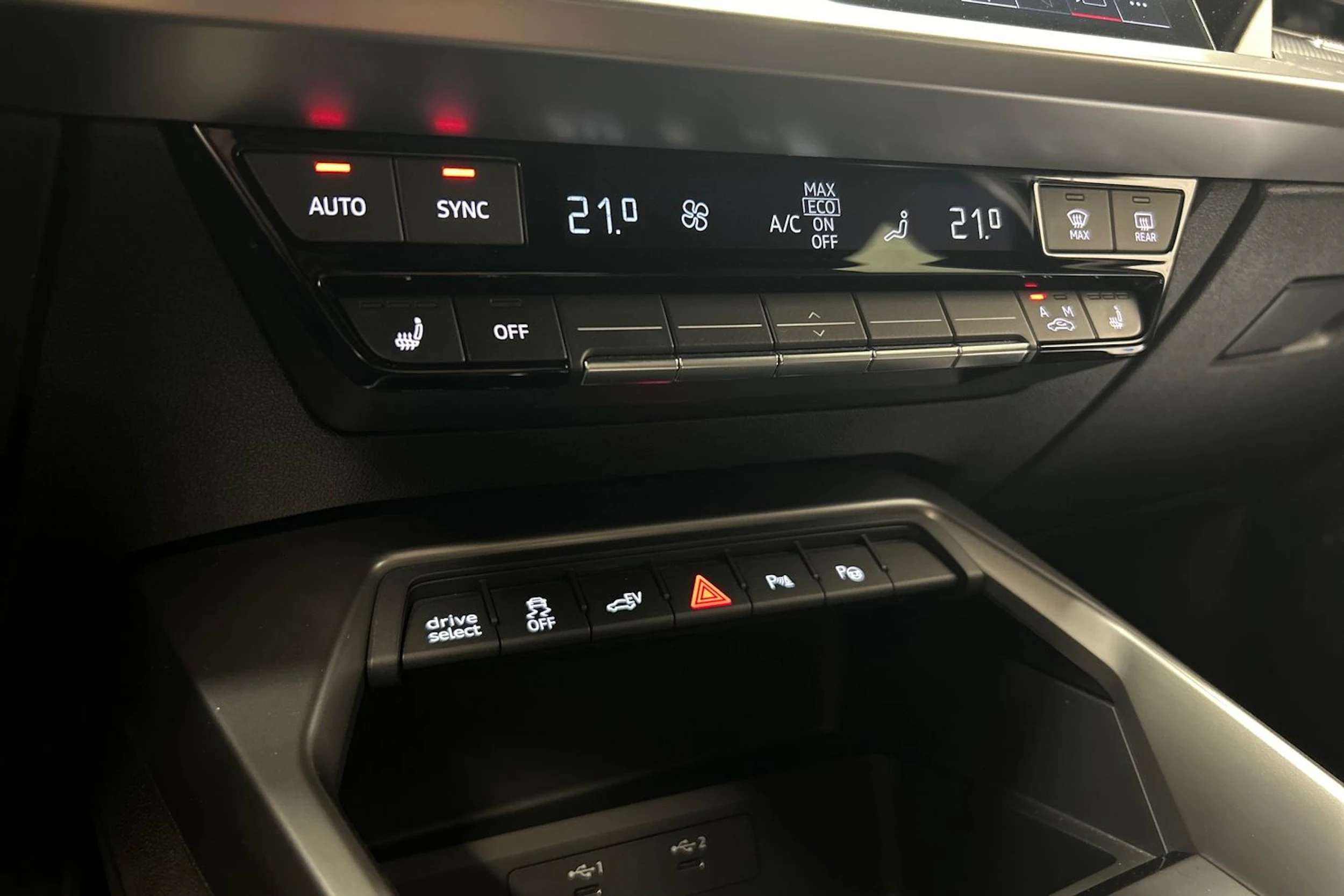 musta Audi A3 2024 kuva 31.