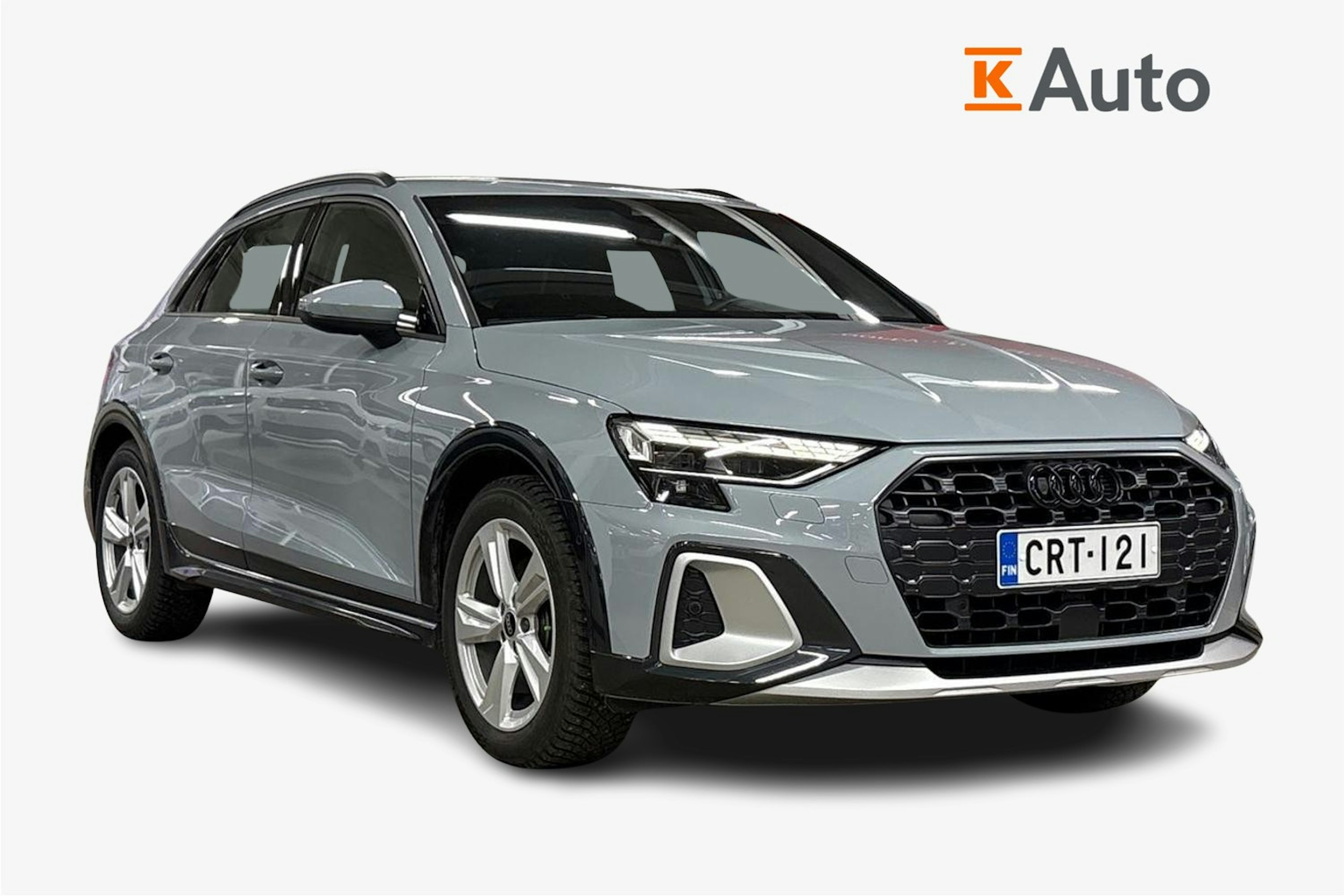 Harmaa Audi A3 2024 kuva 1.