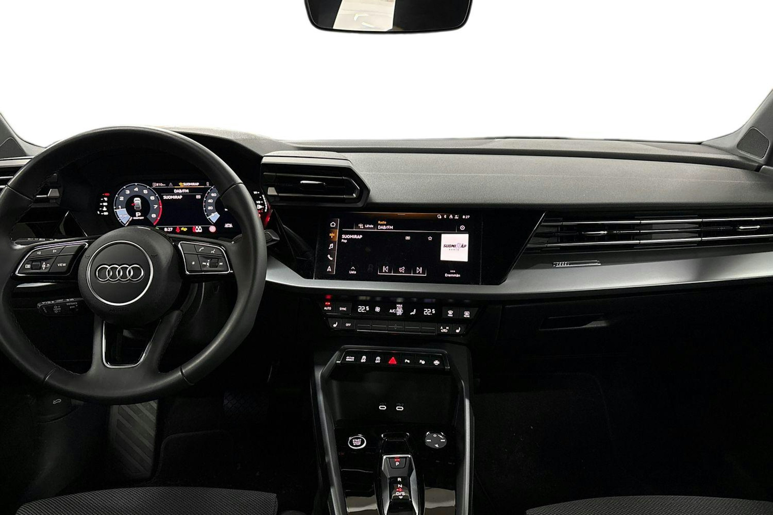 Harmaa Audi A3 2024 kuva 9.