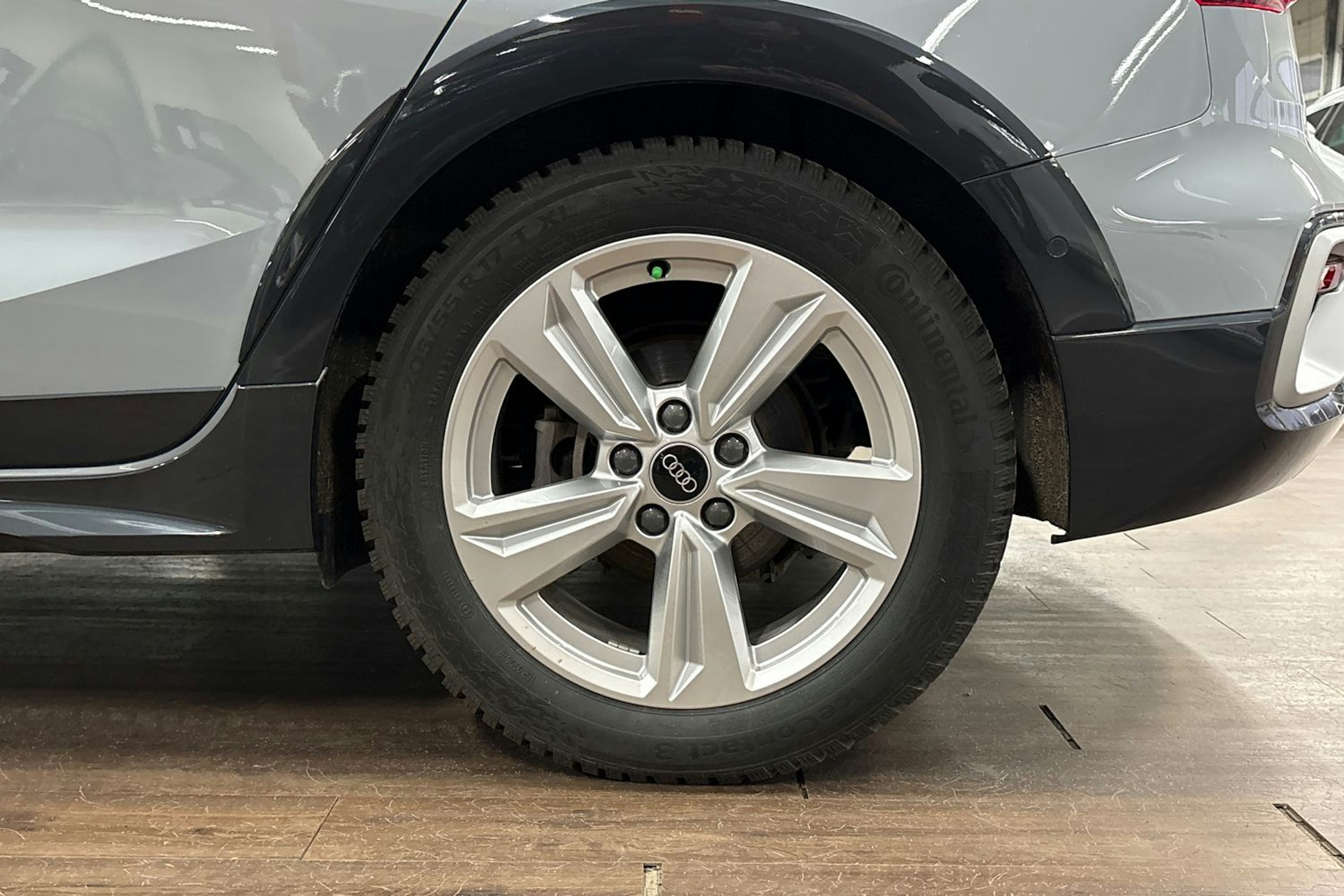 Harmaa Audi A3 2024 kuva 13.