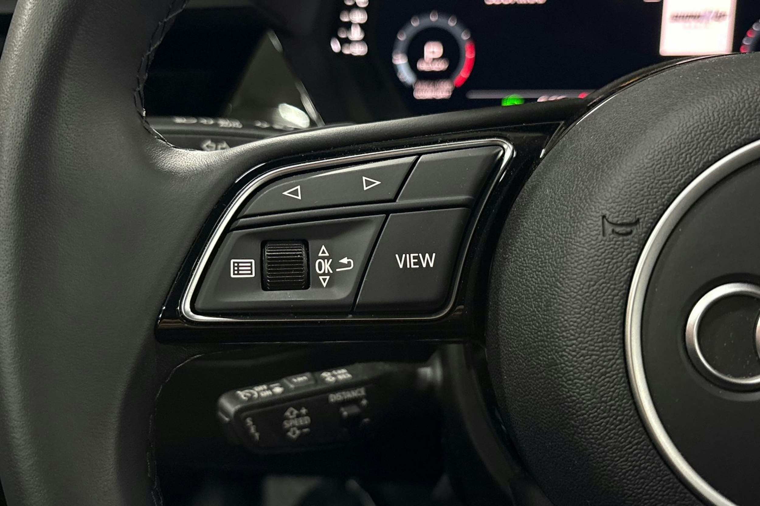 Harmaa Audi A3 2024 kuva 15.