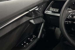 Harmaa Audi A3 2024 kuva 24.