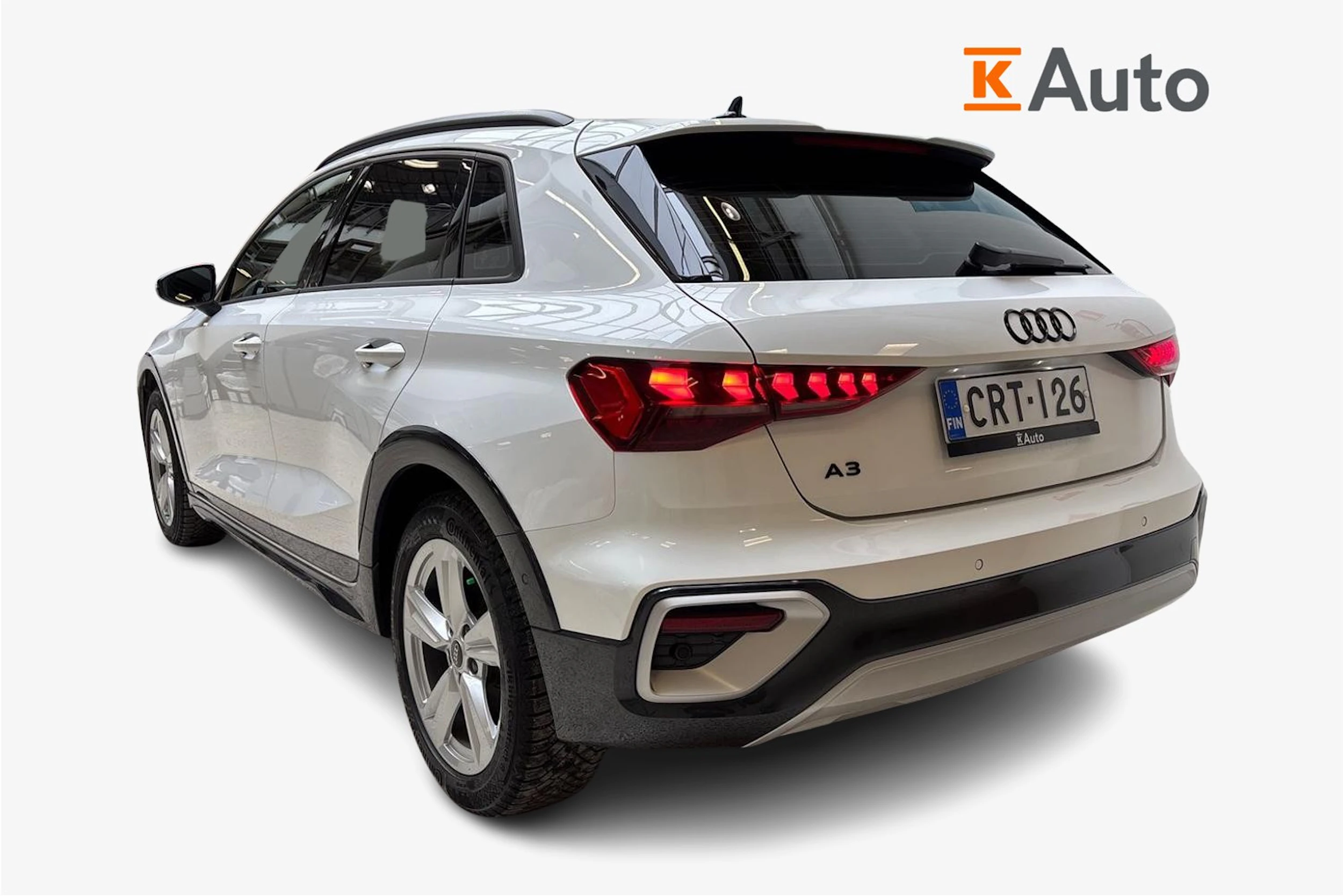Valkoinen Audi A3 2024 kuva 3.