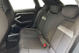 Valkoinen Audi A3 2024 kuva 11.