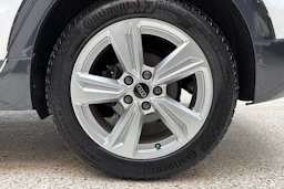 Valkoinen Audi A3 2024 kuva 13.