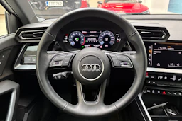 Valkoinen Audi A3 2024 kuva 21.