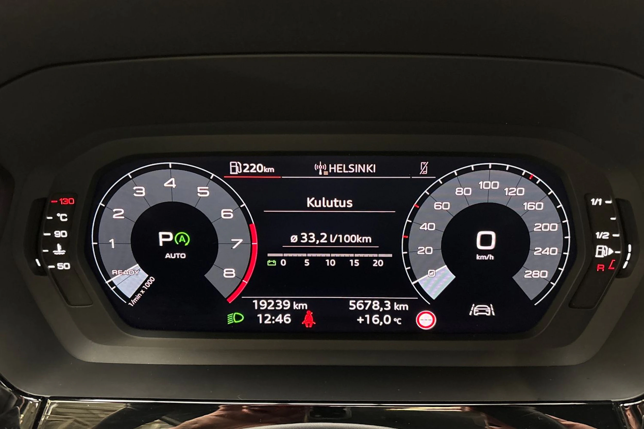 Valkoinen Audi A3 2024 kuva 22.