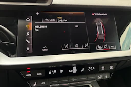 Valkoinen Audi A3 2024 kuva 23.