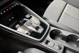 Valkoinen Audi A3 2024 kuva 25.