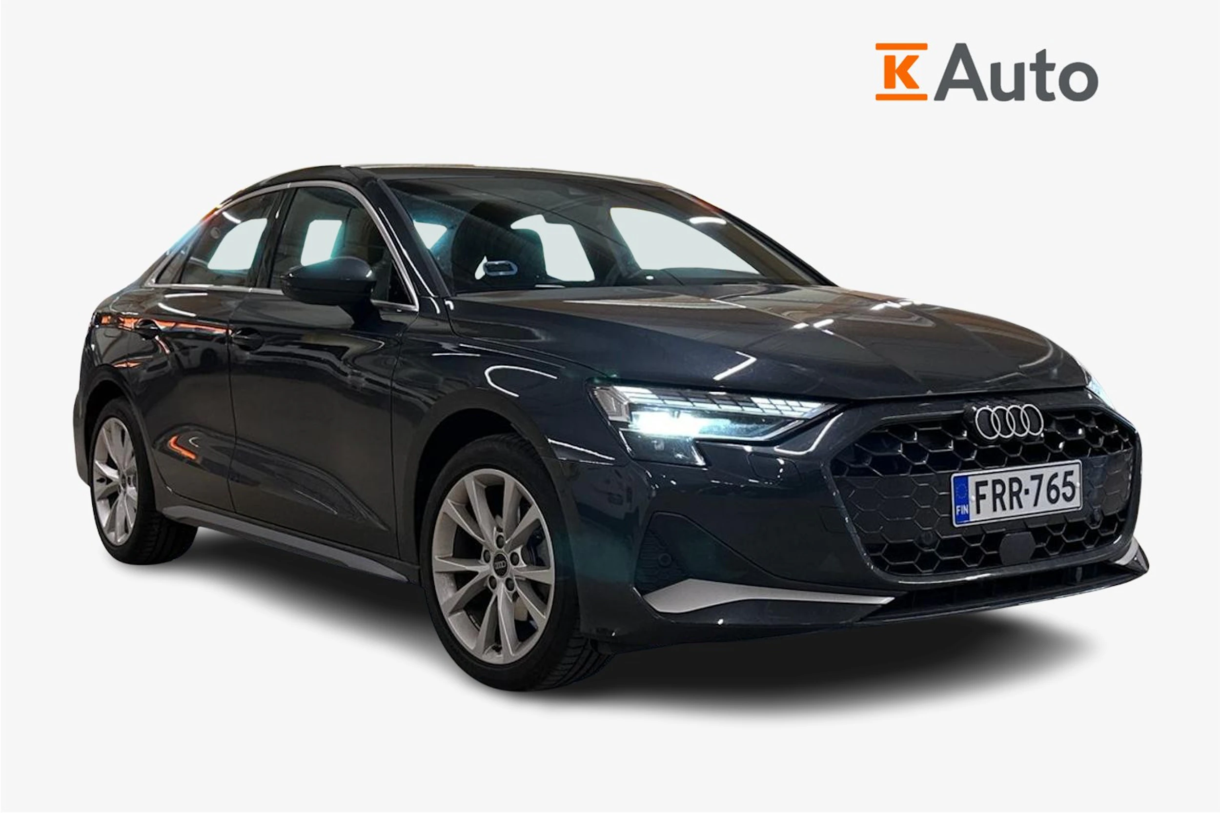 harmaa Audi A3 2024 kuva 1.