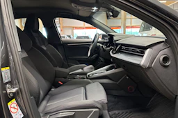 harmaa Audi A3 2025 kuva 15.