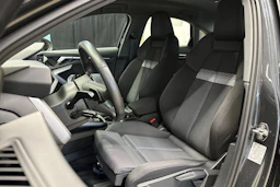 harmaa Audi A3 2025 kuva 16.