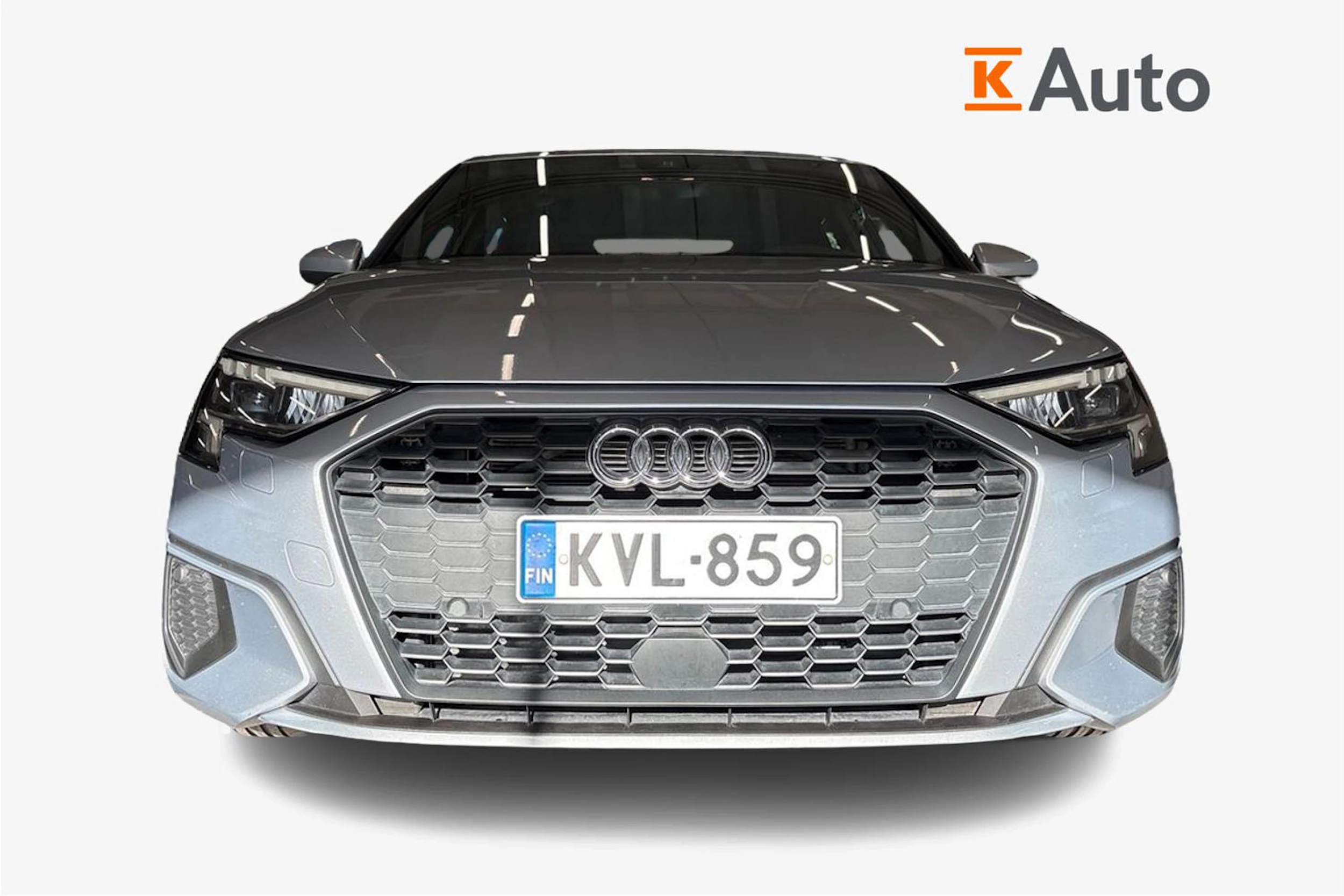 harmaa Audi A3 2024 kuva 4.