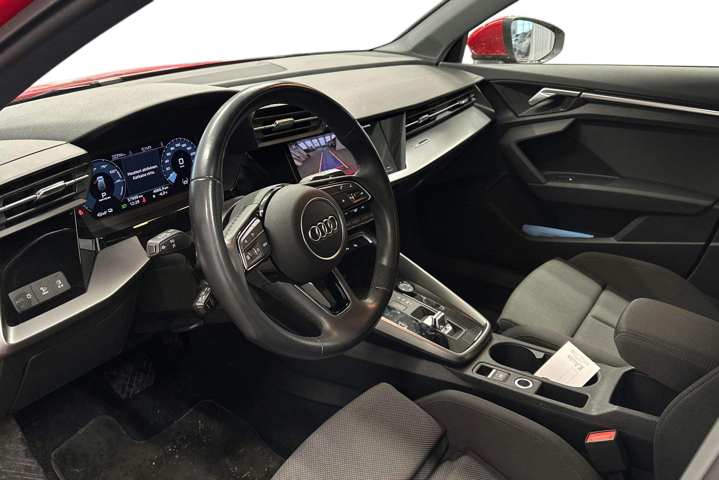 punainen Audi A3 2024 kuva 3.