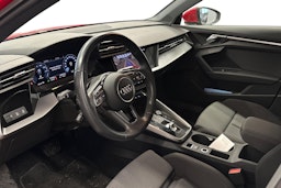 punainen Audi A3 2024 kuva 3.