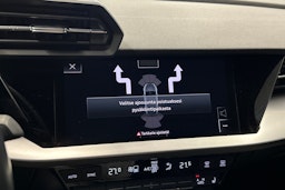 punainen Audi A3 2024 kuva 29.