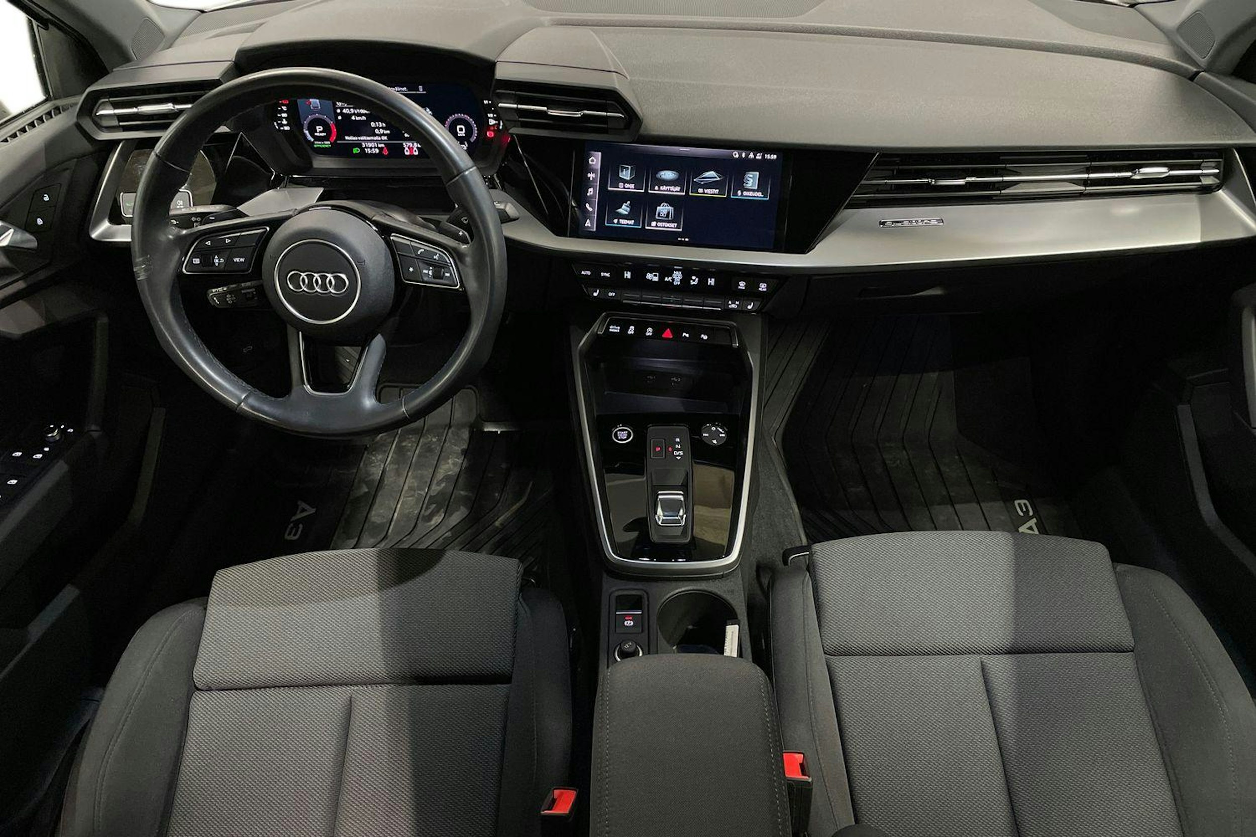 Valkoinen Audi A3 2024 kuva 9.