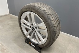 Valkoinen Audi A3 2024 kuva 14.