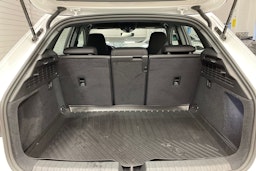 Valkoinen Audi A3 2024 kuva 15.