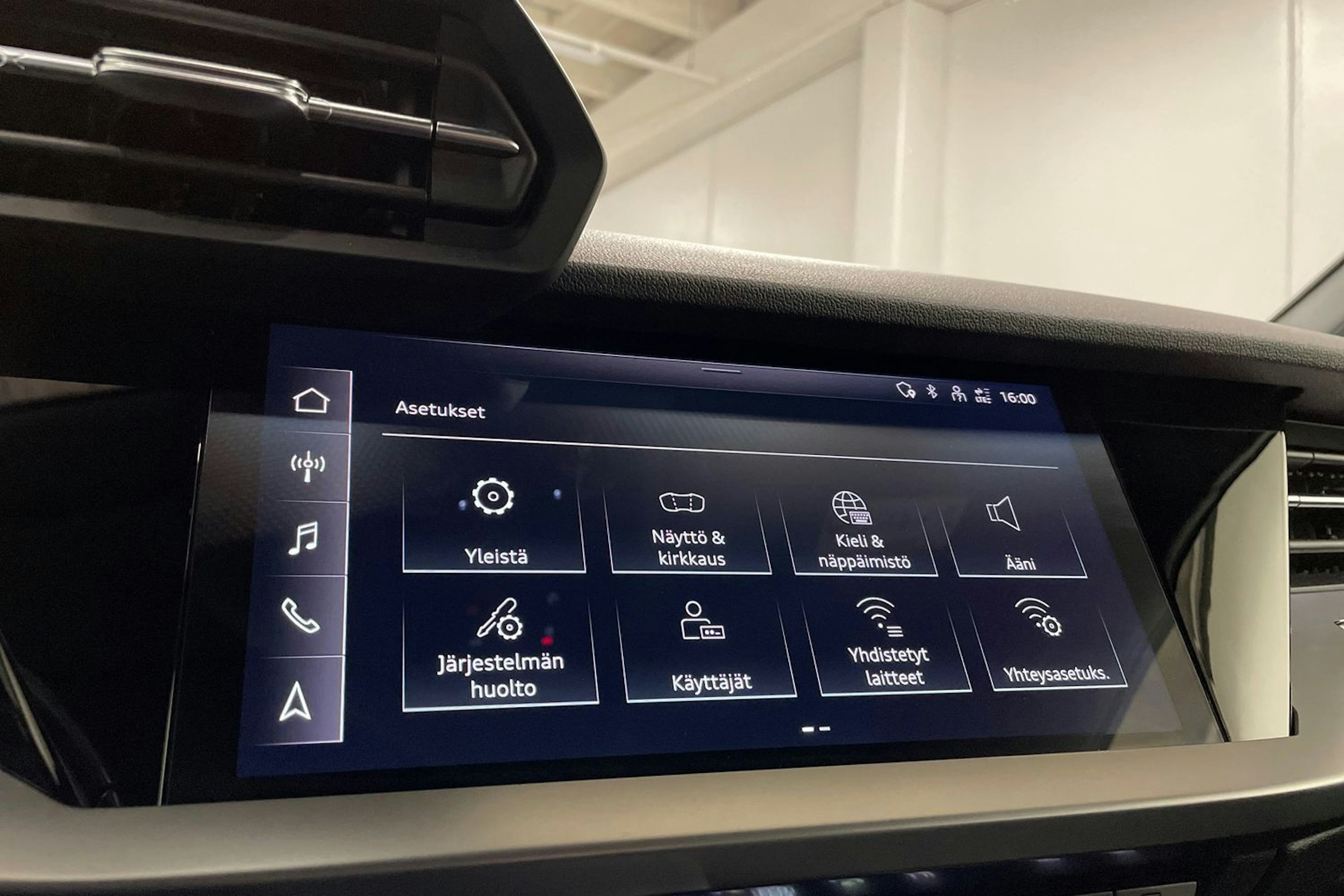 Valkoinen Audi A3 2024 kuva 20.