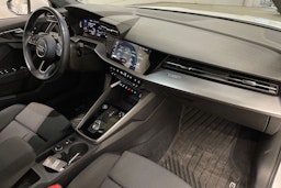 Valkoinen Audi A3 2024 kuva 30.