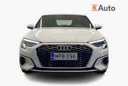 valkoinen Audi A3 2024 kuva 5.