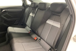 valkoinen Audi A3 2024 kuva 10.