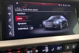 valkoinen Audi A3 2024 kuva 25.